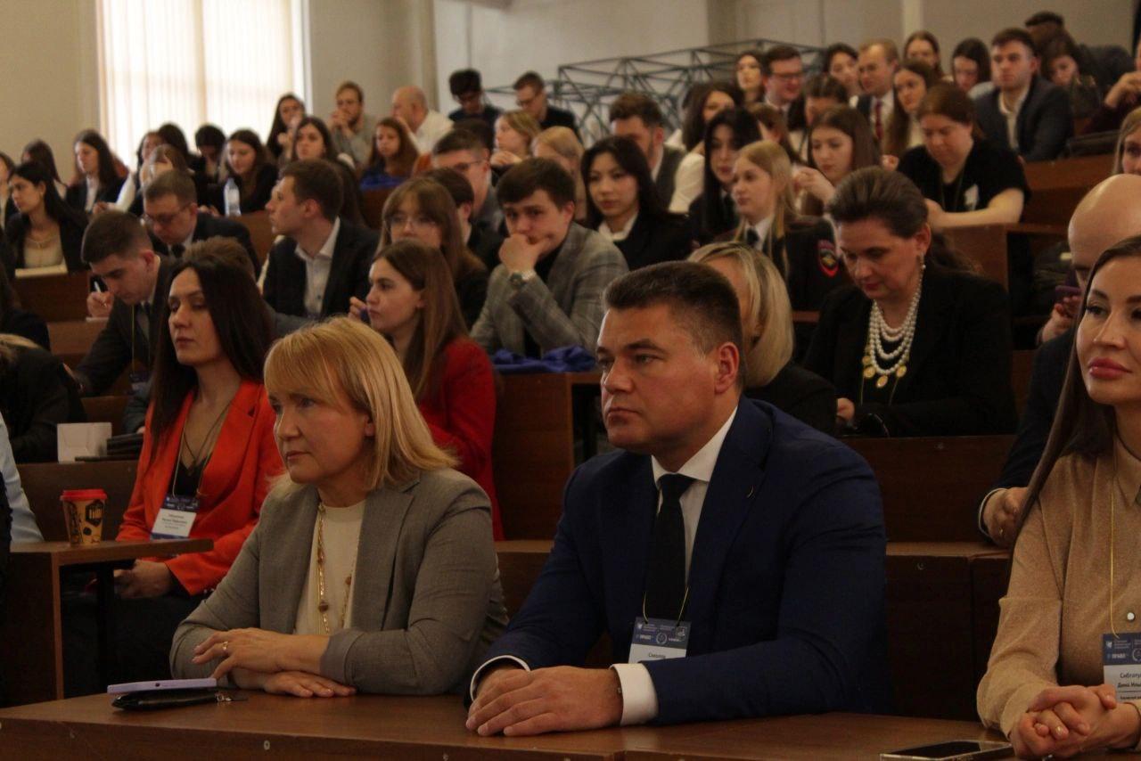 В Казани успешно прошли судебные дебаты!